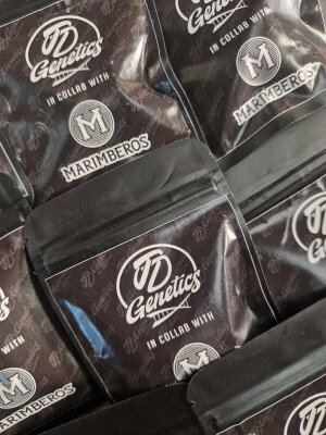 J-D Genetics, bekannt unter dem Namen Johnny...