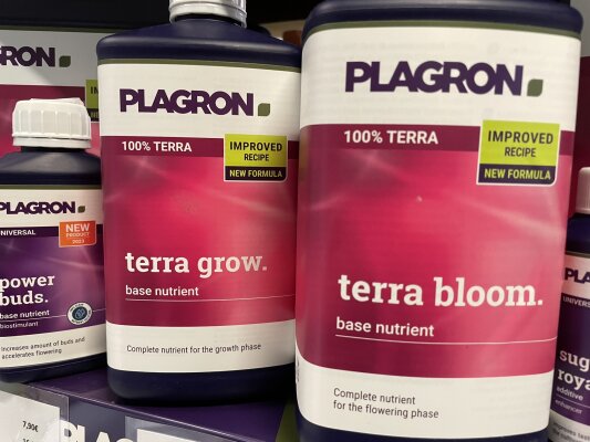 100% TERRA ist Plagrons mineralische...