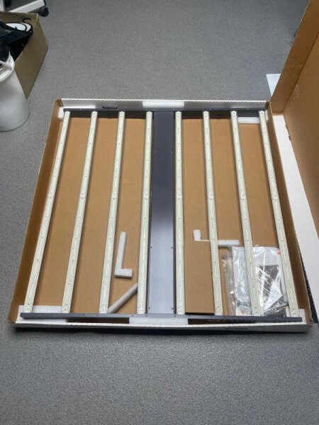 Gavita Pro 1700e LED, 1677 µmol/s, 645 Watt