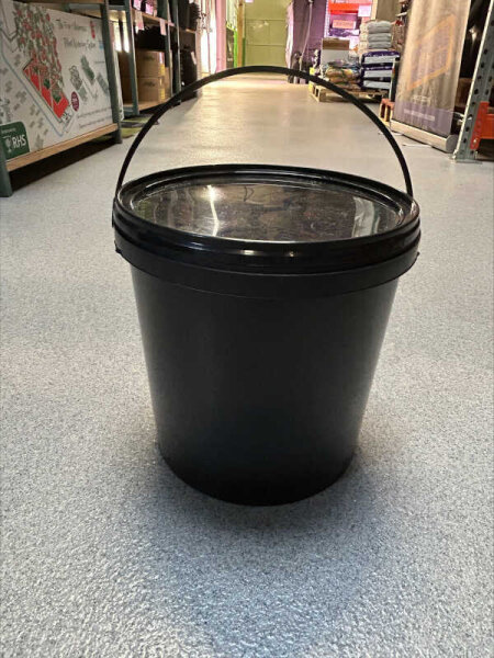 Eimer, schwarz, mit Griff und Deckel 10 L