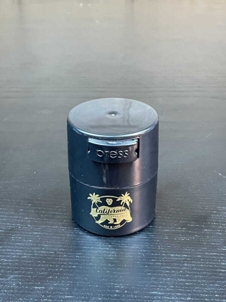Qnubu California Vakuum Container 120ml, 7,4x5,9cm