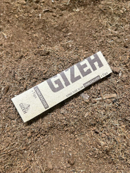 GIZEH Unbleached King Size Slim + Tips KSS