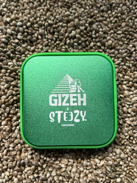 GIZEH x Steezy Grinder Classic (grün)