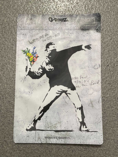 G-Rollz Druckverschlussbeutel 200x300mm Banksys Graffiti - Blumenstrauß Werfer